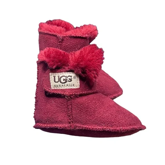 Baby Girl Soft Bottom Uggs - Picture 3 of 3